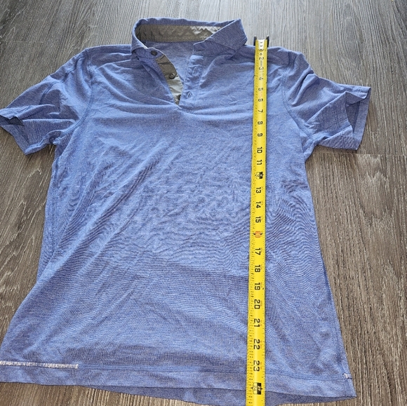 Lululemon short sleeve blue polo shirt - Picture 3 of 4